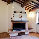 مزرعة للإقامة Castello Di Acera *