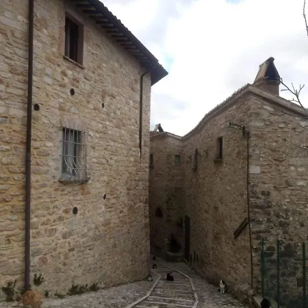 Castello Di Acera Farm stay