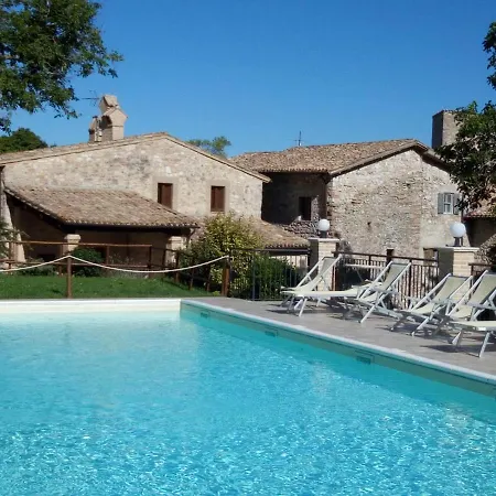 Agroturismo Castello Di Acera Campello sul Clitunno