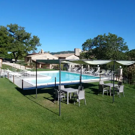 Castello Di Acera カンペッロ・スル・クリトゥンノ