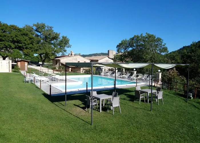 Castello Di Acera カンペッロ・スル・クリトゥンノ